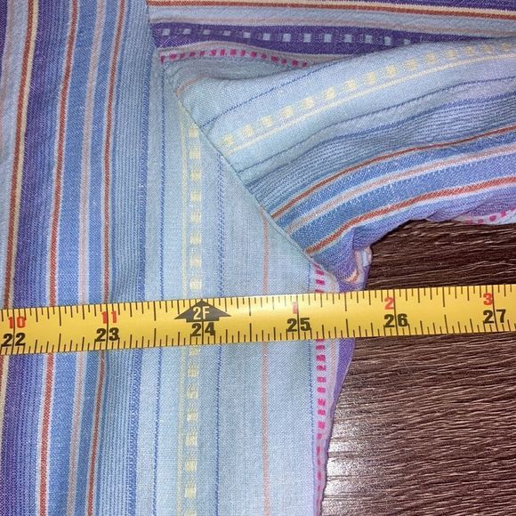 Bundle of 2 Indie Style Solet Multi Color Button Down Large Shirts - Picture 11 of 15